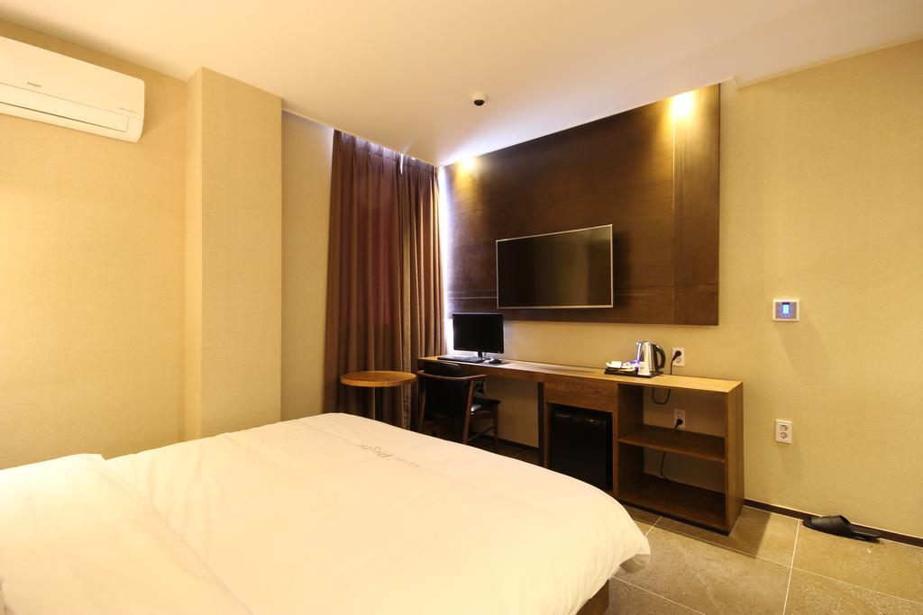 Hotel 38.5 Jinhae Changwon Eksteriør bilde