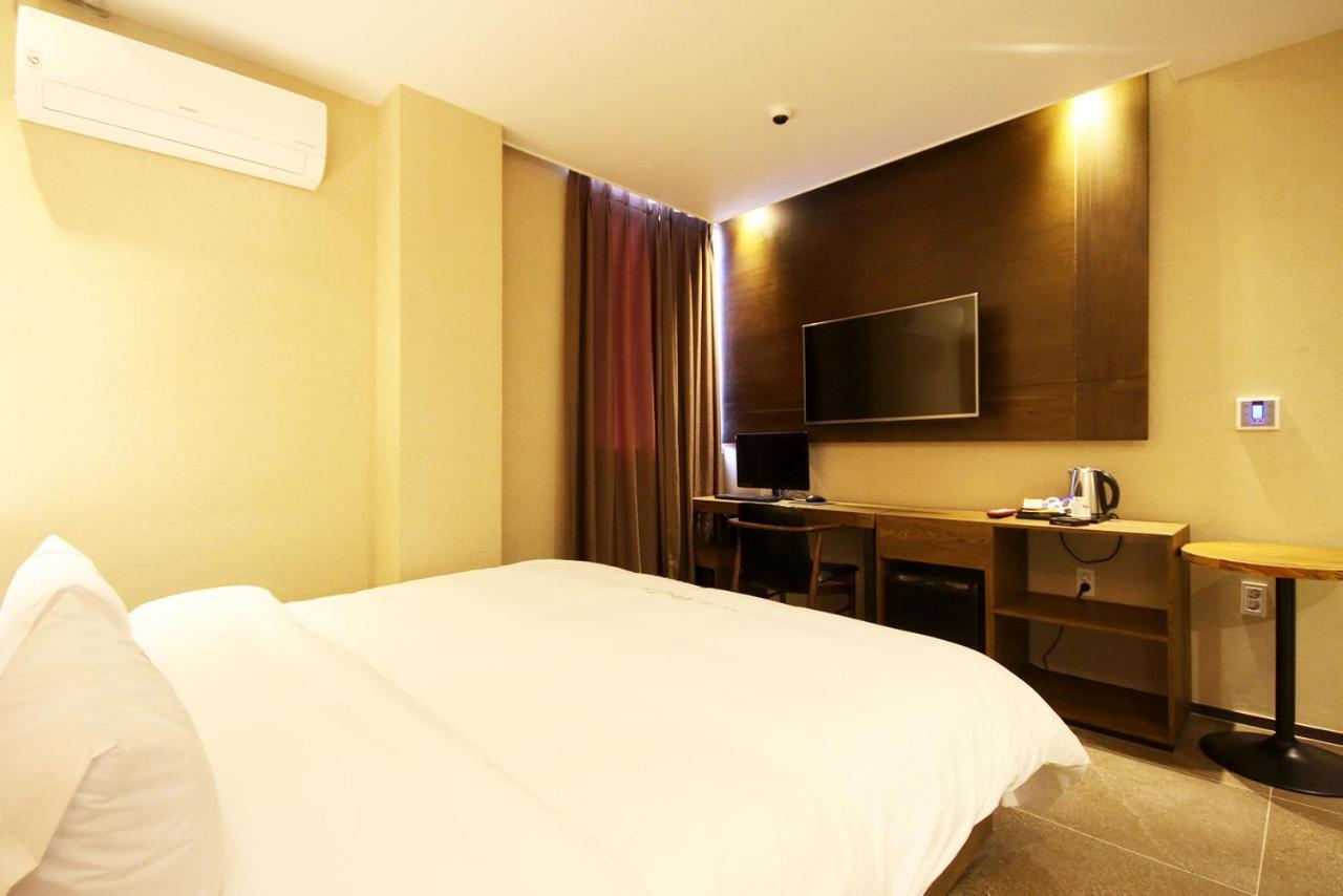 Hotel 38.5 Jinhae Changwon Eksteriør bilde